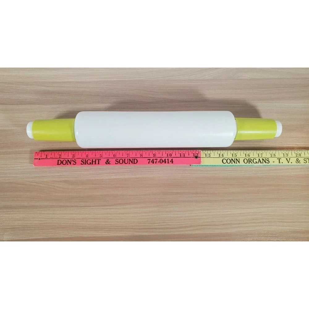 Tupperware Rolling Pin-Fill w/ Warm Cold Water‎ in the Center green Handles New
